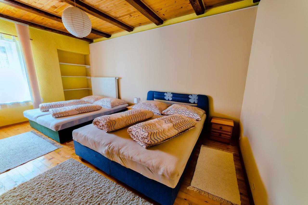 Apartment Anna Kezmarok Bagian luar foto