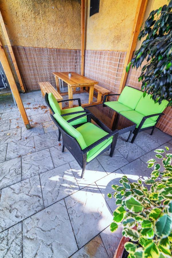 Apartment Anna Kezmarok Bagian luar foto